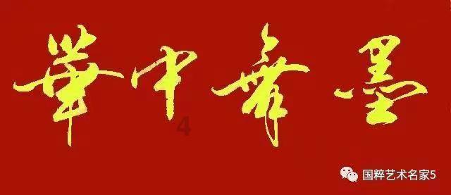 不要就把它们丢进垃圾桶?被抛弃后,两只小狗显得格外胆小